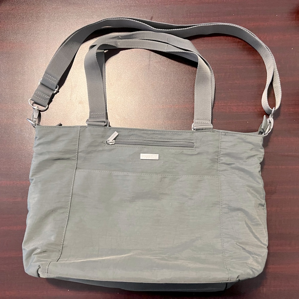 Baggalllini lightweight laptop bag